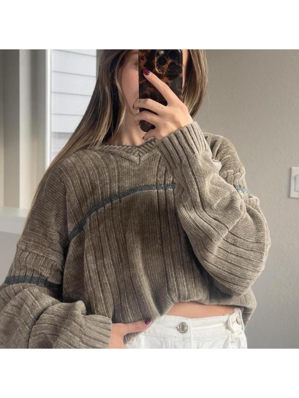 Vintage Croft & Barrow 90’s v-neck striped sweater